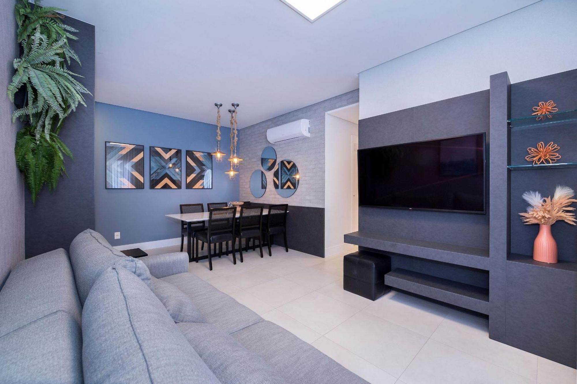 Adra 301: Beachfront Apartment with Rooftop Pool in Bombinhas Center Exterior photo